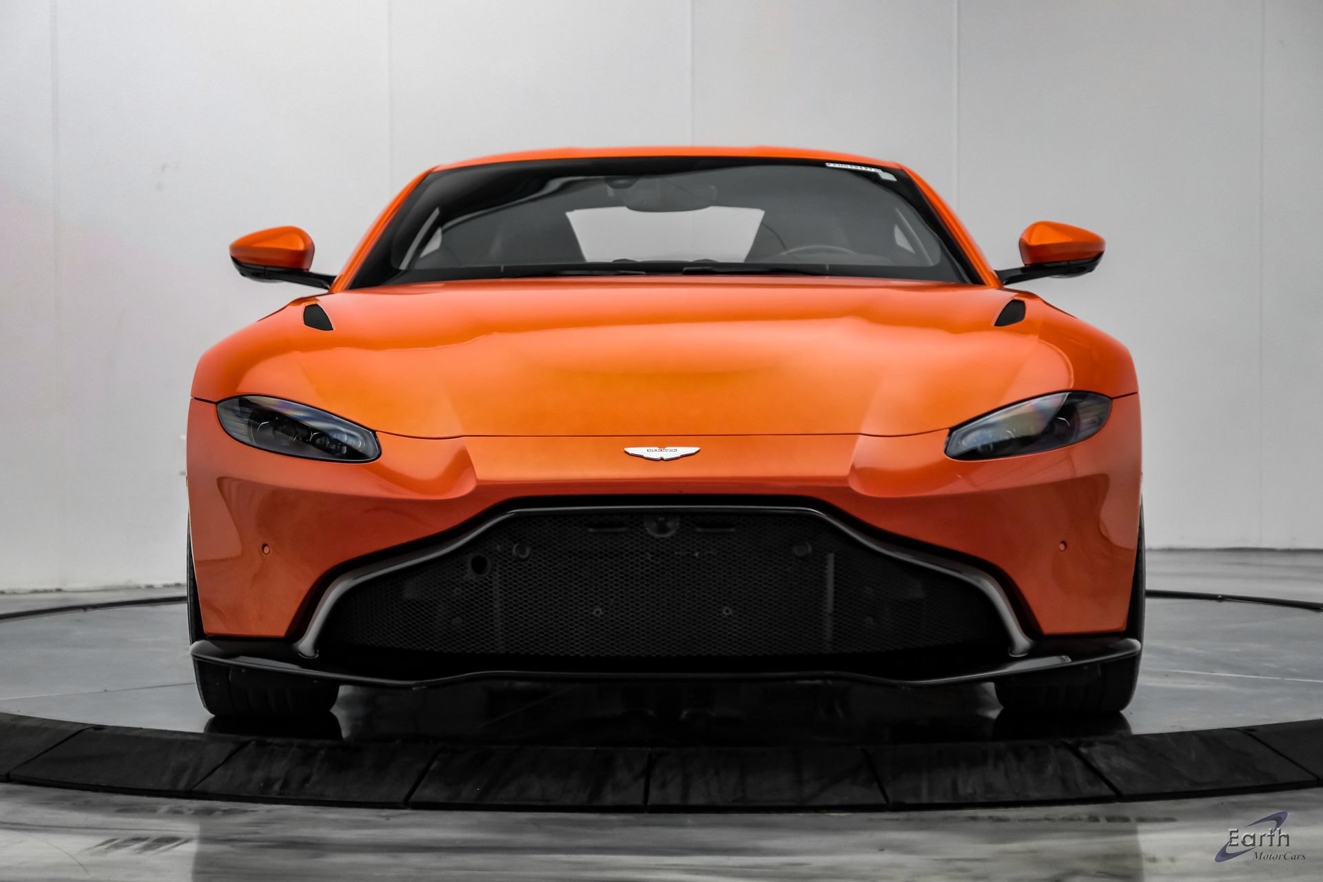 Used 2020 Aston Martin V8 Vantage Coupe RWD image 34