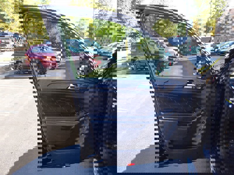 Used 2013 Mercedes-Benz GL 450 4MATIC image 22