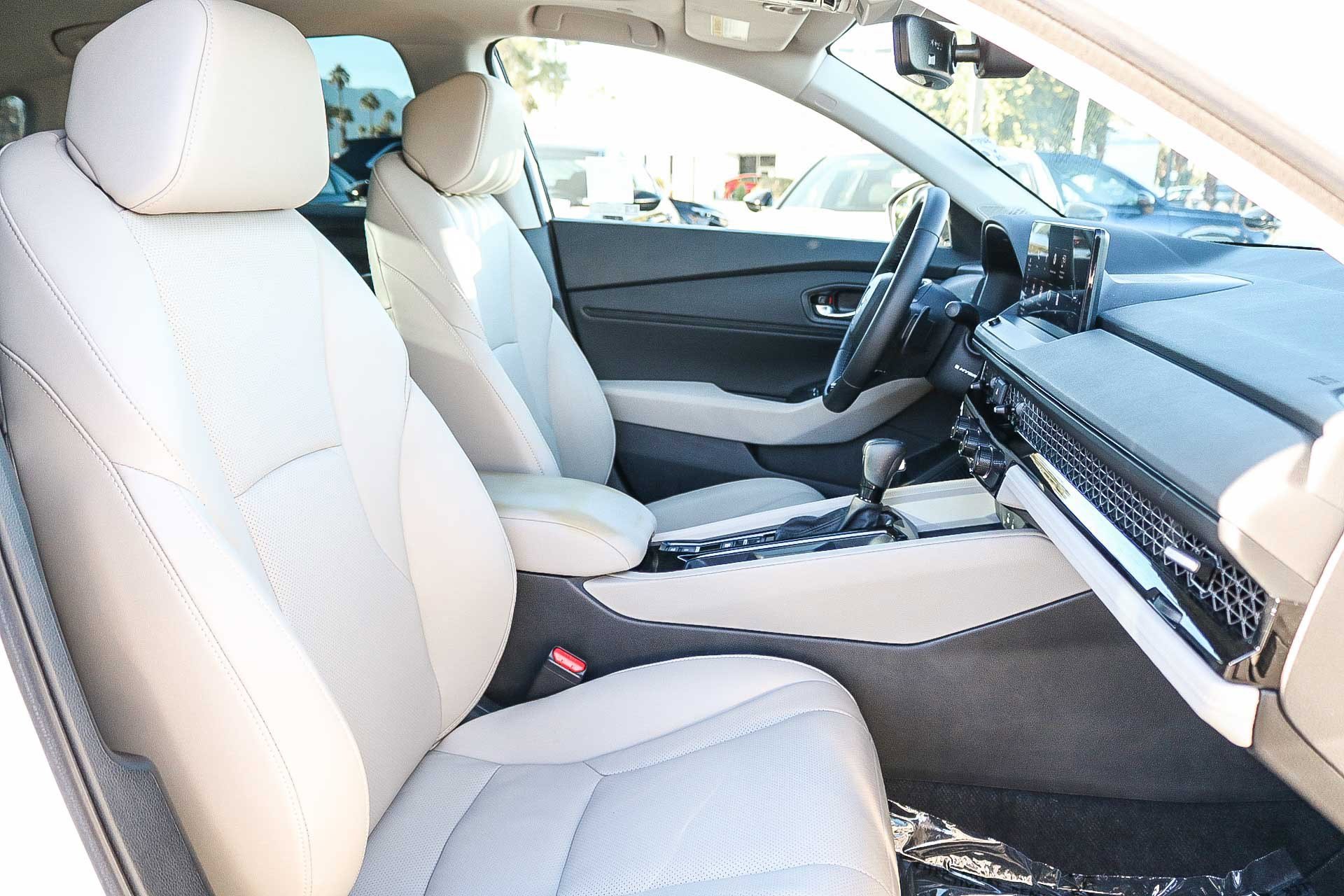 Used 2023 Honda Accord EX-L image 17