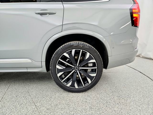 New 2026 Volvo XC90 B6 Plus w/ Protection Package Premier image 26