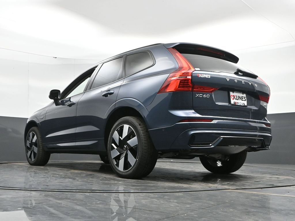 New 2025 Volvo XC60 T8 Plus w/ Protection Package Premier image 45