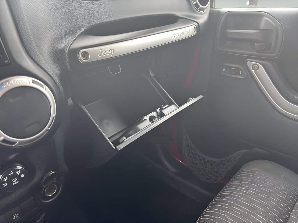 Used 2012 Jeep Wrangler Unlimited Sahara w/ Dual Top Group image 33