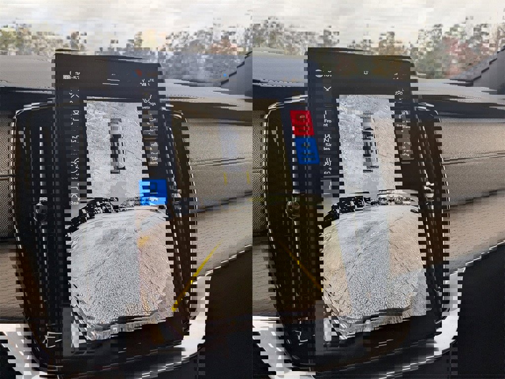 New 2026 Volvo XC90 T8 Ultra w/ Protection Package Premier image 28