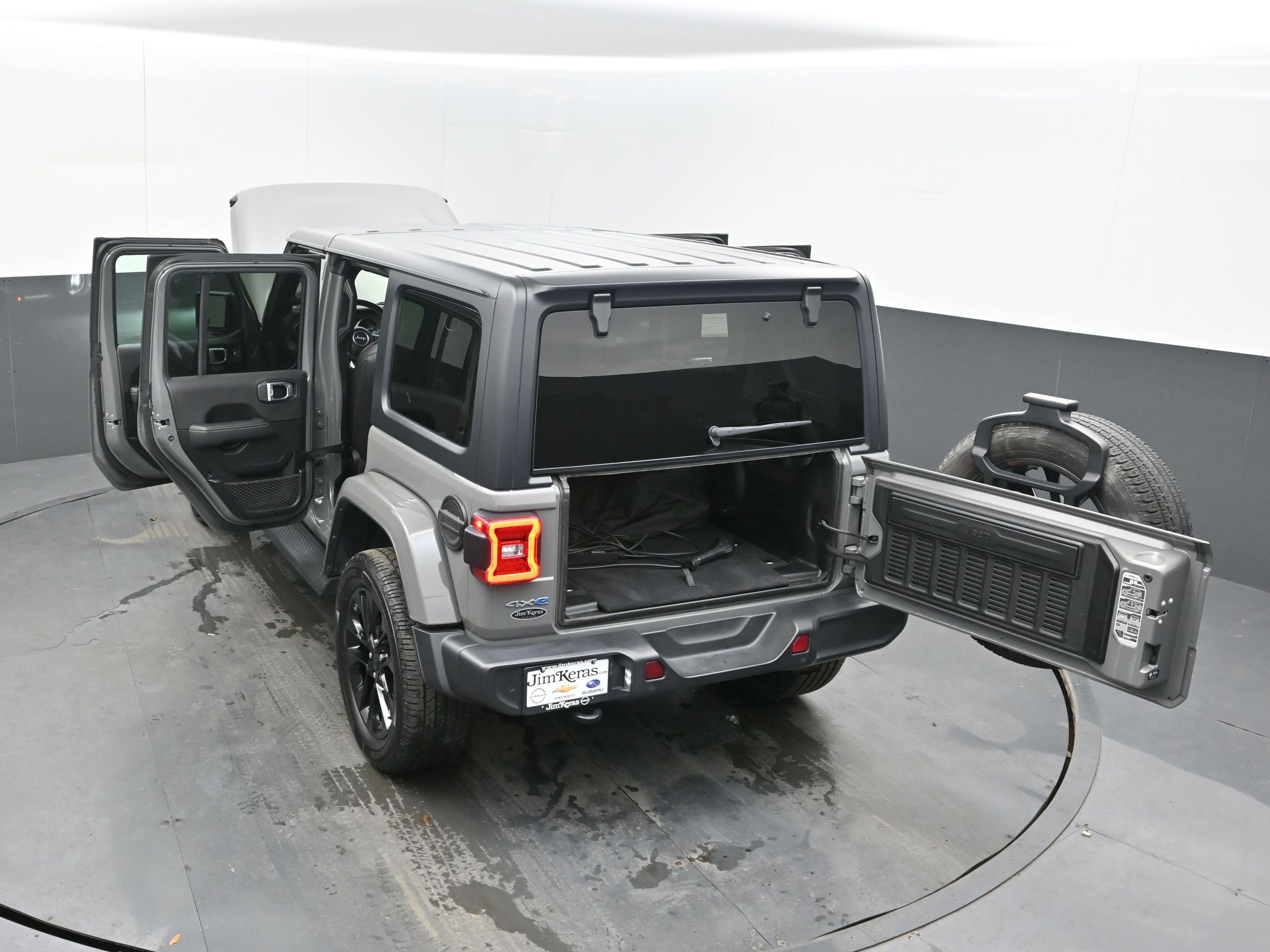 Used 2021 Jeep Wrangler Unlimited Sahara w/ Cold Weather Group image 42