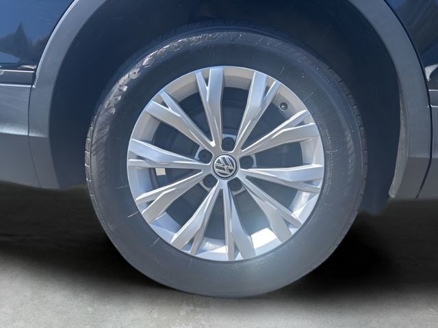 Used 2020 Volkswagen Tiguan S AWD/4WD image 32