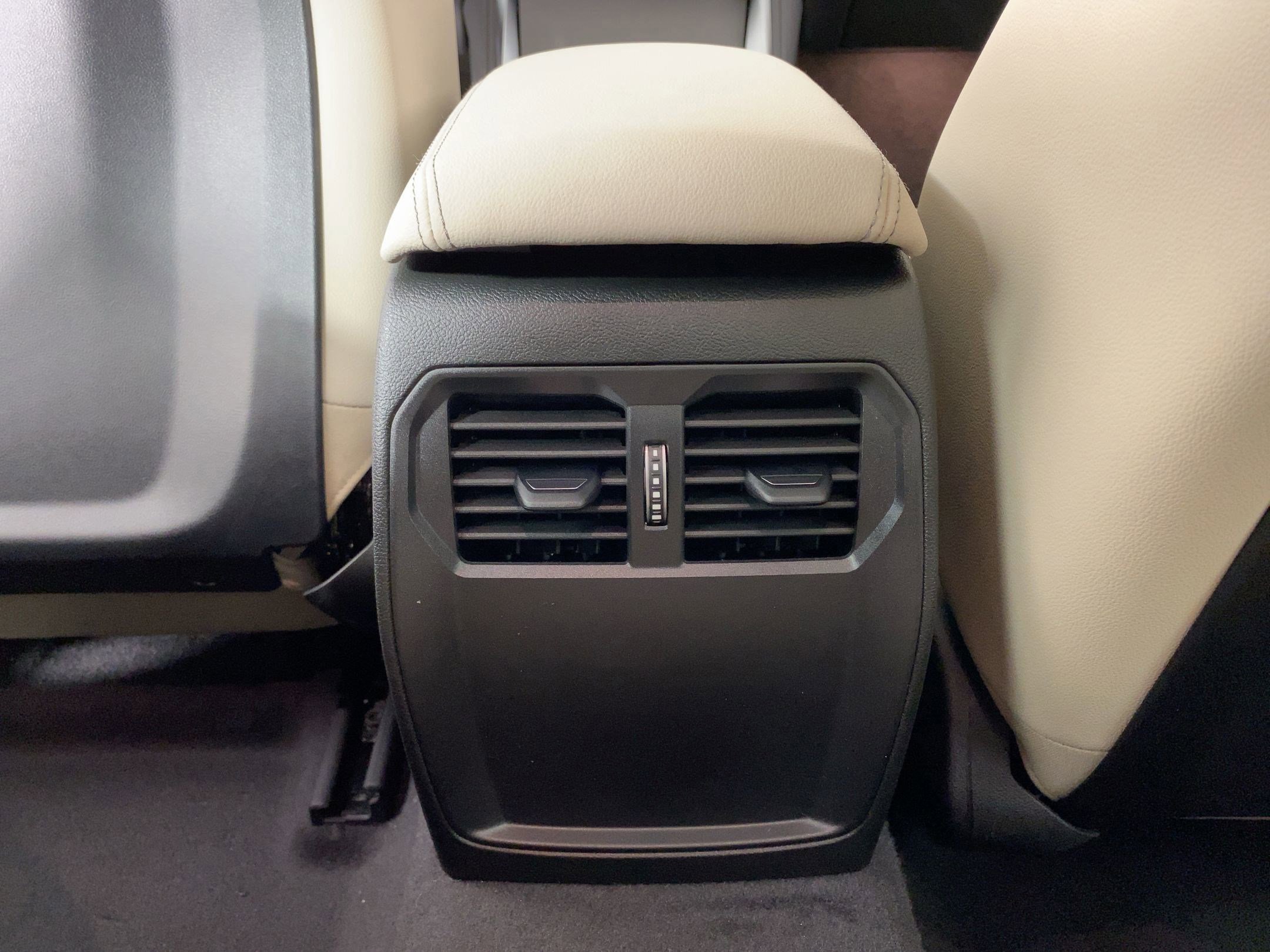 Used 2026 BMW 230i 230i (230i Coupe) w/ Premium Package image 28