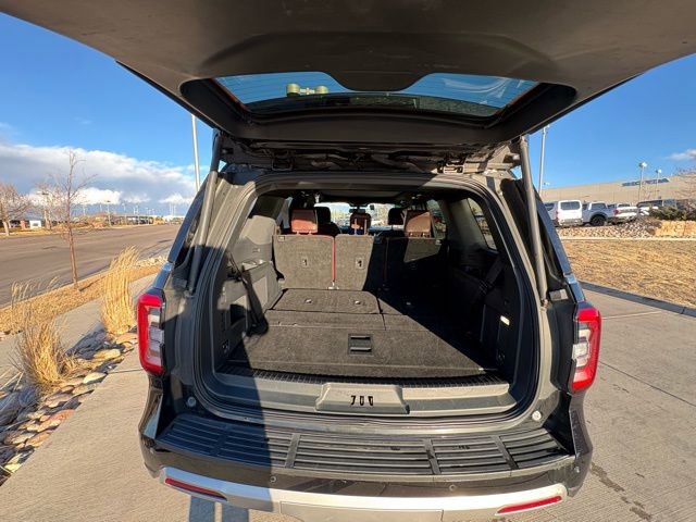 Used 2024 Ford Expedition Limited image 28