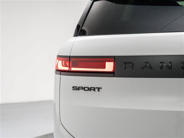 New 2026 Land Rover Range Rover Autobiography AWD/4WD image 30