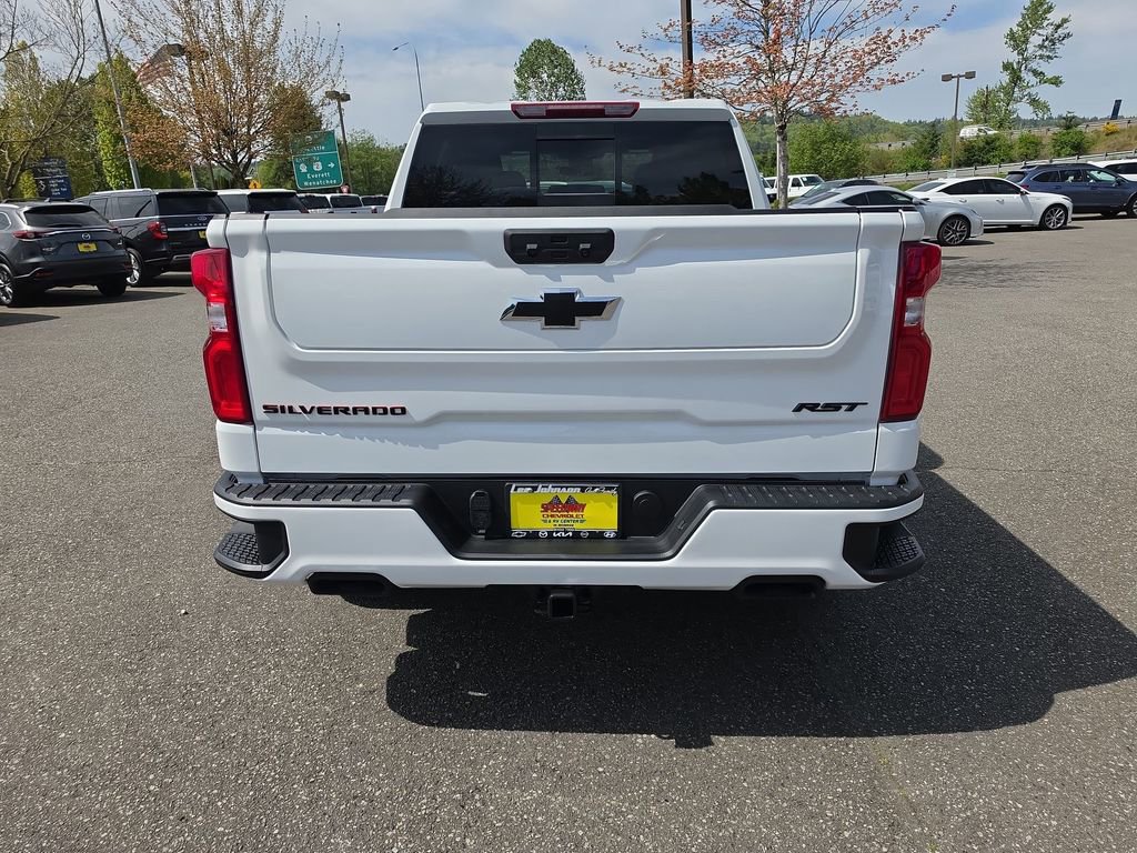 New 2026 Chevrolet Silverado 1500 RST w/ Redline Edition AWD/4WD image 5