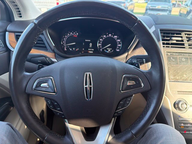 Used 2019 Lincoln MKC Select w/ Select Plus Package FWD image 31