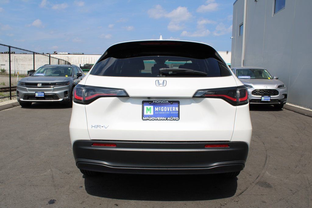 New 2026 Honda HR-V LX image 13