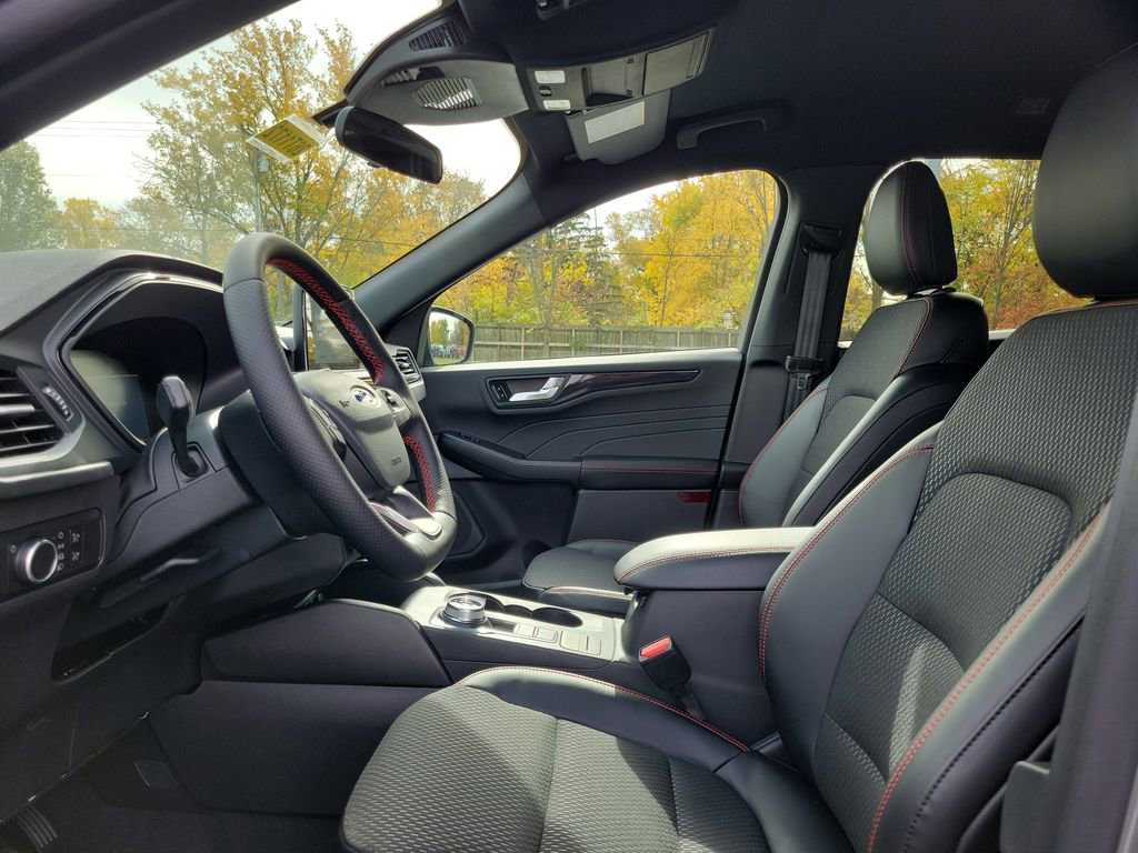 New 2026 Ford Escape ST-Line w/ Cold Weather Package image 16