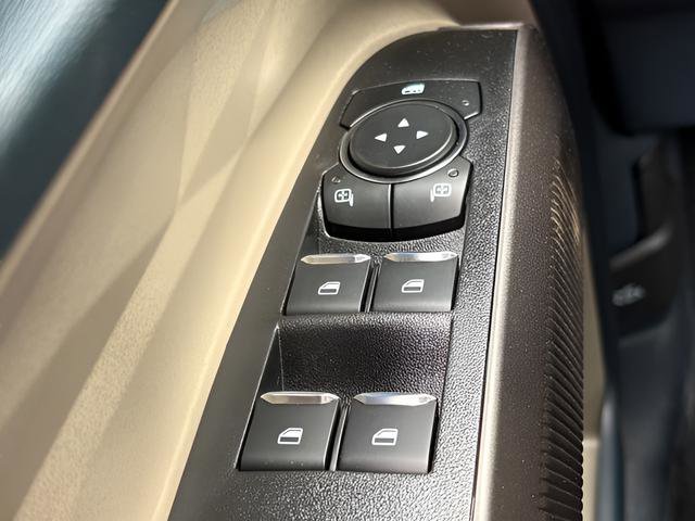 New 2026 Ford Maverick Lariat AWD/4WD image 18