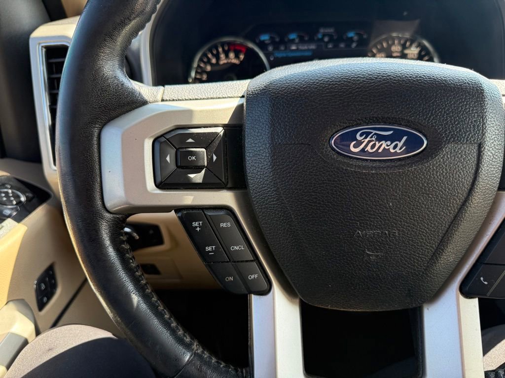 Used 2017 Ford F150 Lariat w/ Equipment Group 502A Luxury image 13