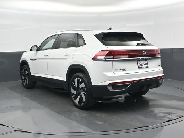 Used 2025 Volkswagen Atlas Cross Sport SE AWD/4WD image 6