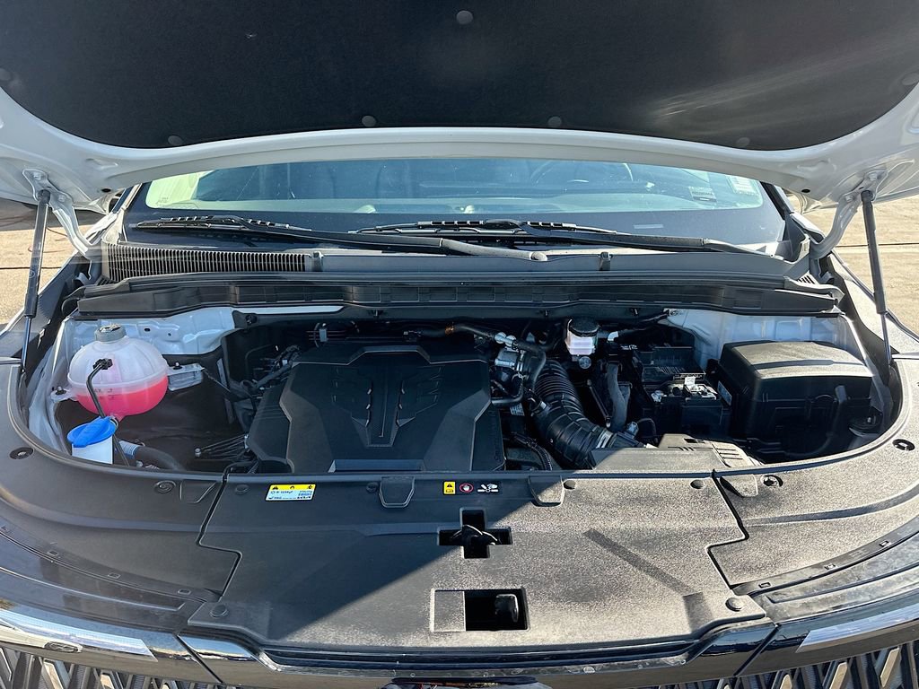 Used 2025 Kia Carnival EX FWD image 31