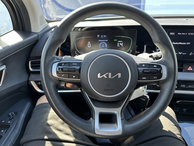 Used 2023 Kia Sportage LX image 34