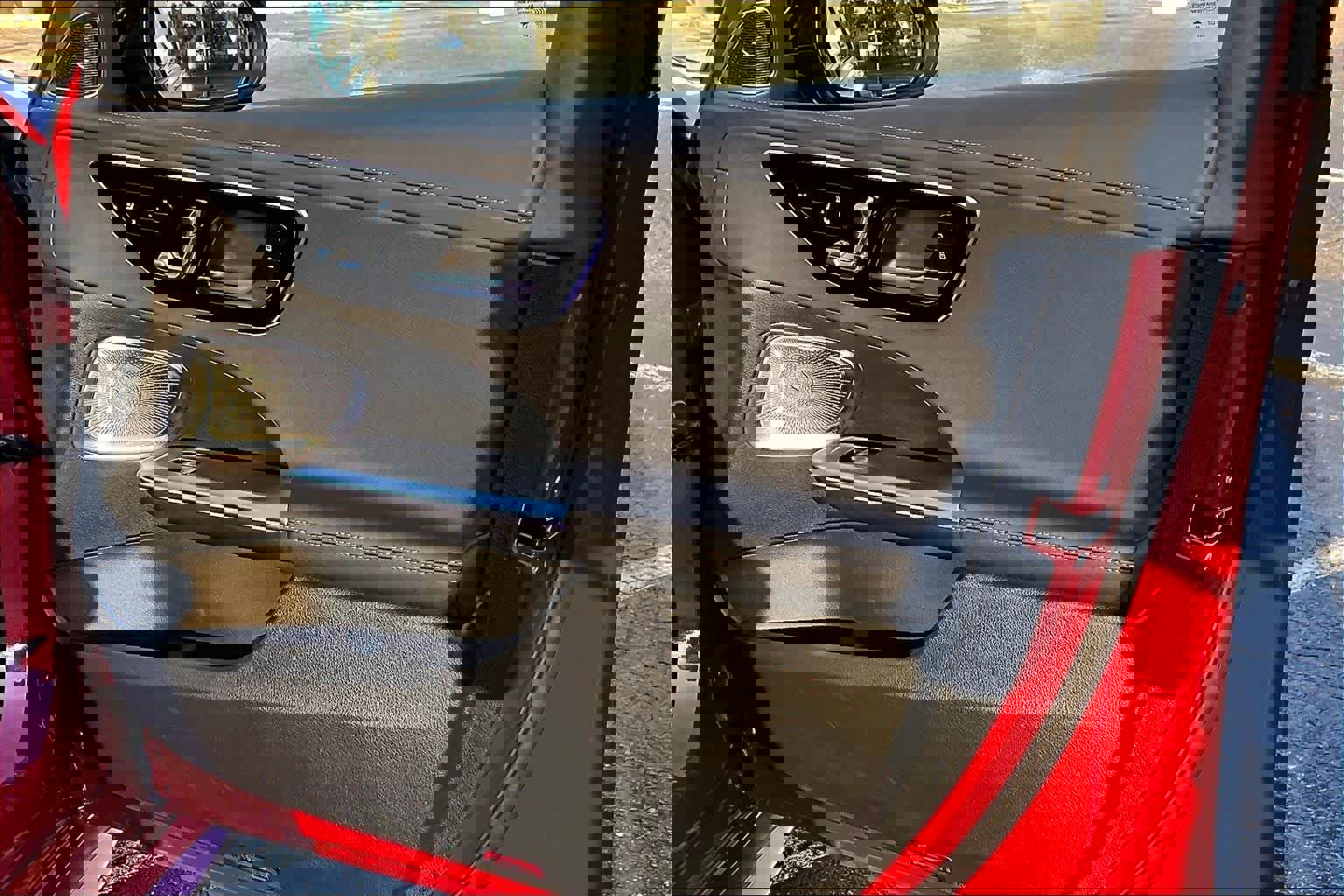 Used 2025 Mercedes-Benz C 300 Sedan image 23