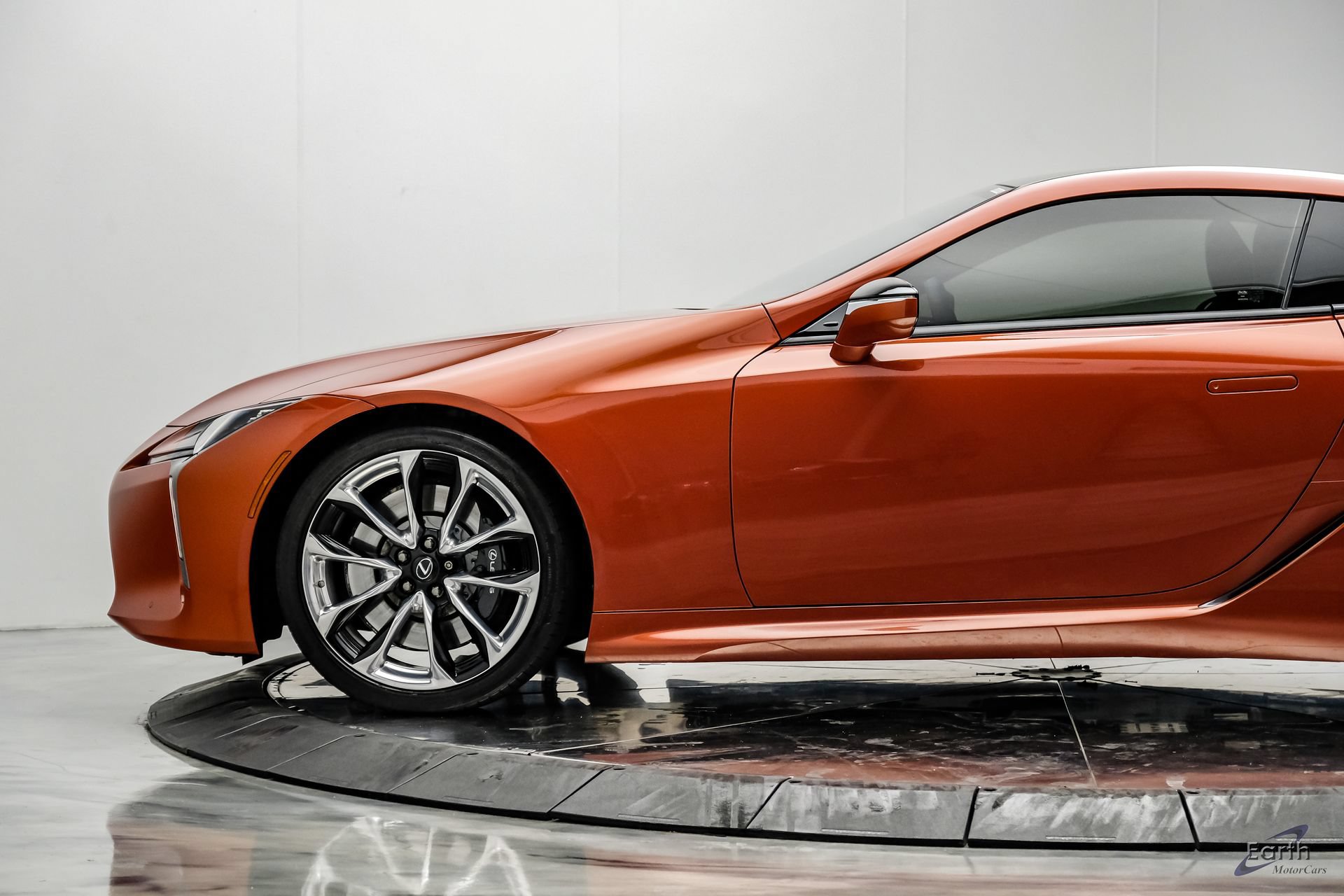 Used 2021 Lexus LC 500 Coupe w/ Performance Package RWD image 8