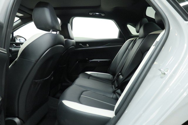 Used 2025 Kia K5 GT-Line w/ GT-Line Premium Package FWD image 28
