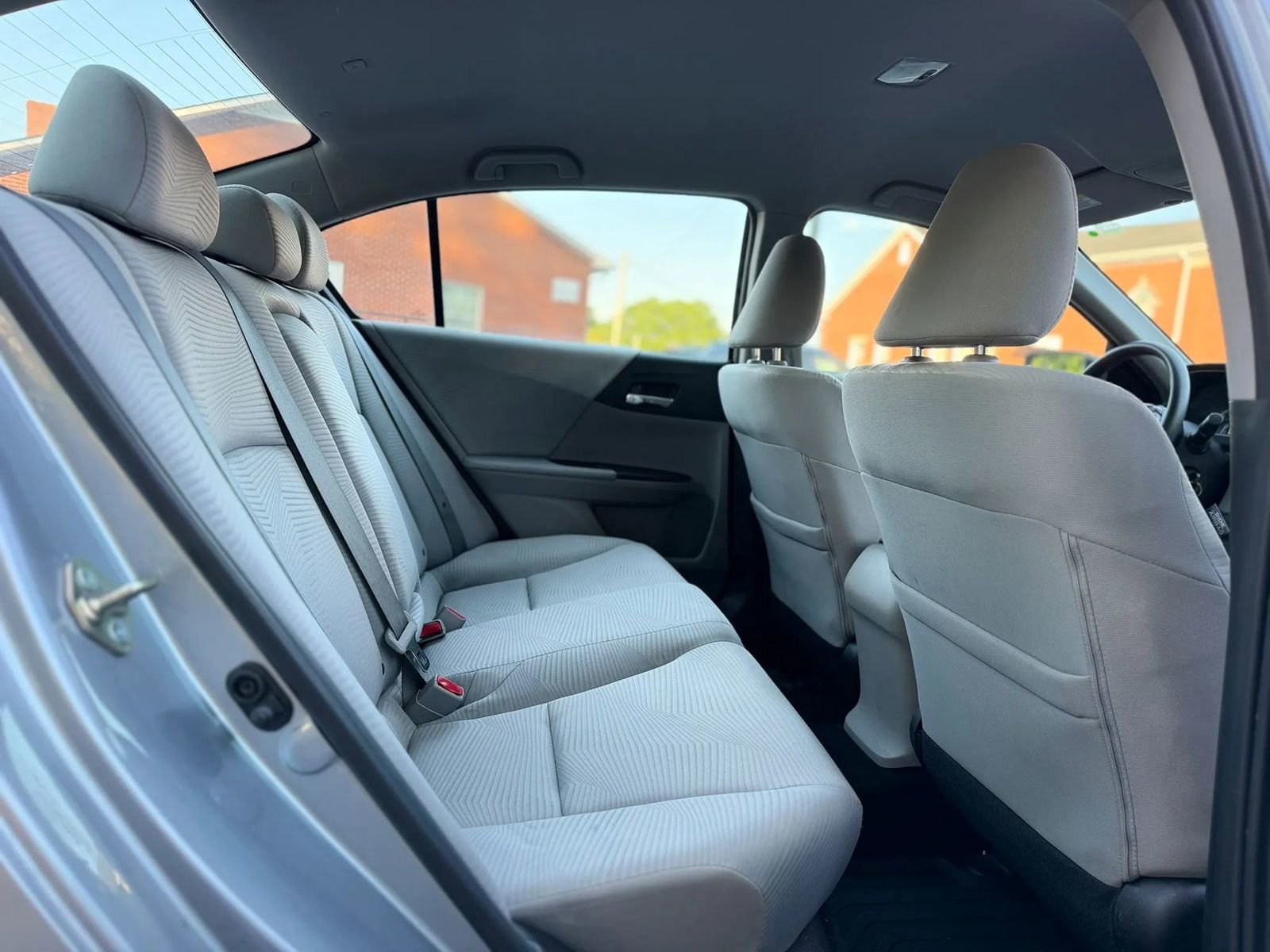 Used 2017 Honda Accord LX image 14