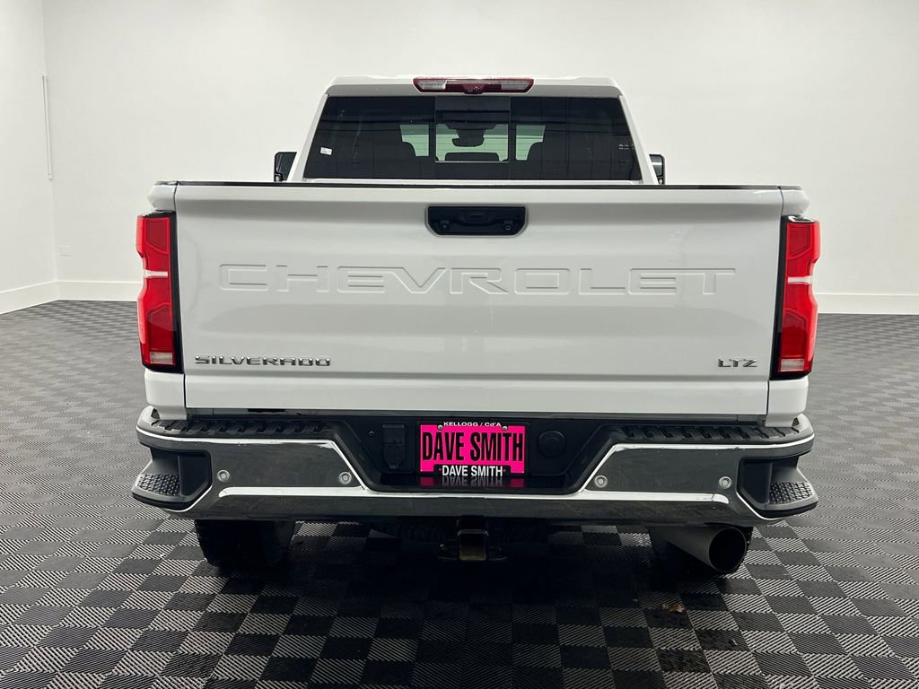 Used 2024 Chevrolet Silverado 2500 LTZ w/ LTZ Plus Package AWD/4WD image 9