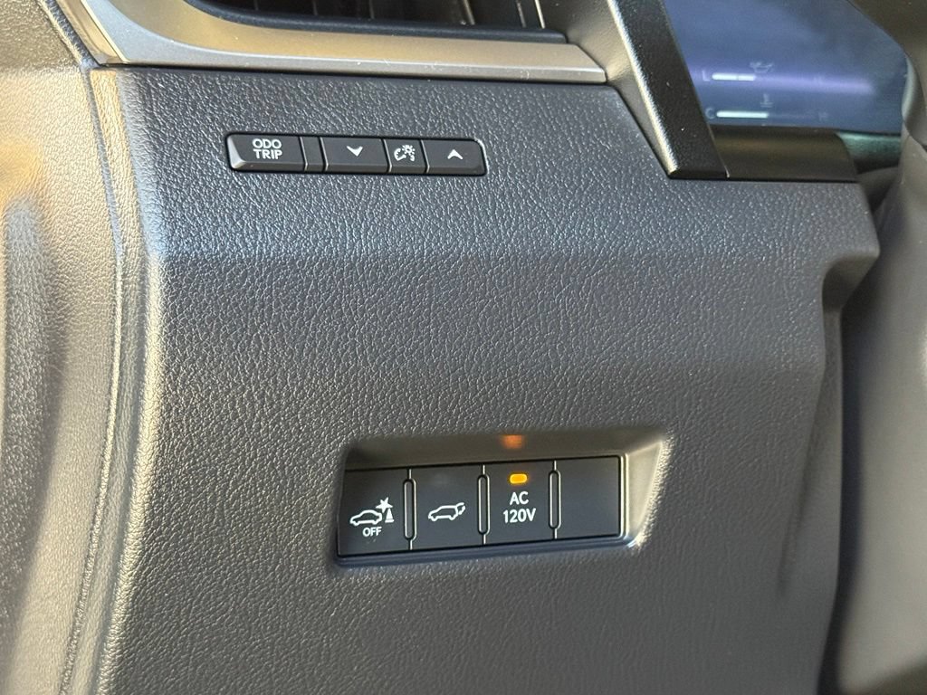 Certified 2024 Lexus GX 550 AWD/4WD image 32