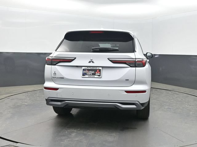 New 2026 Mitsubishi Outlander SE FWD image 30
