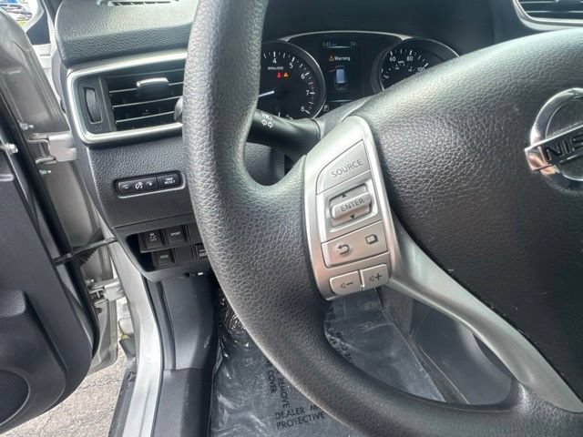 Used 2015 Nissan Rogue SV AWD/4WD image 20