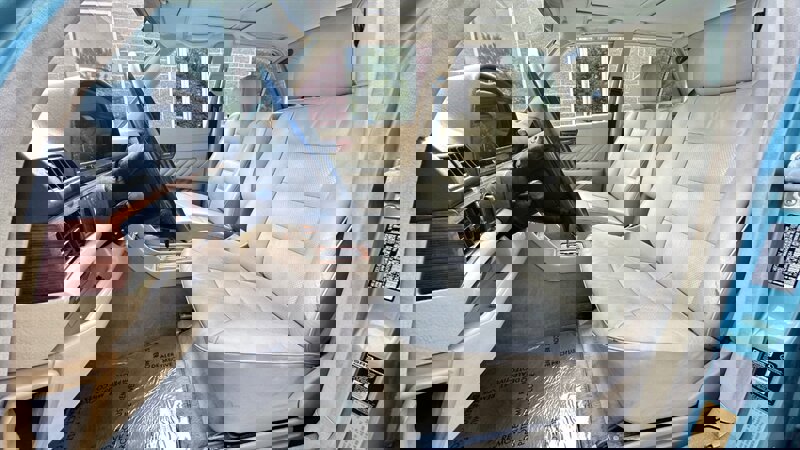 Used 1991 Mercedes-Benz 300 SE image 9