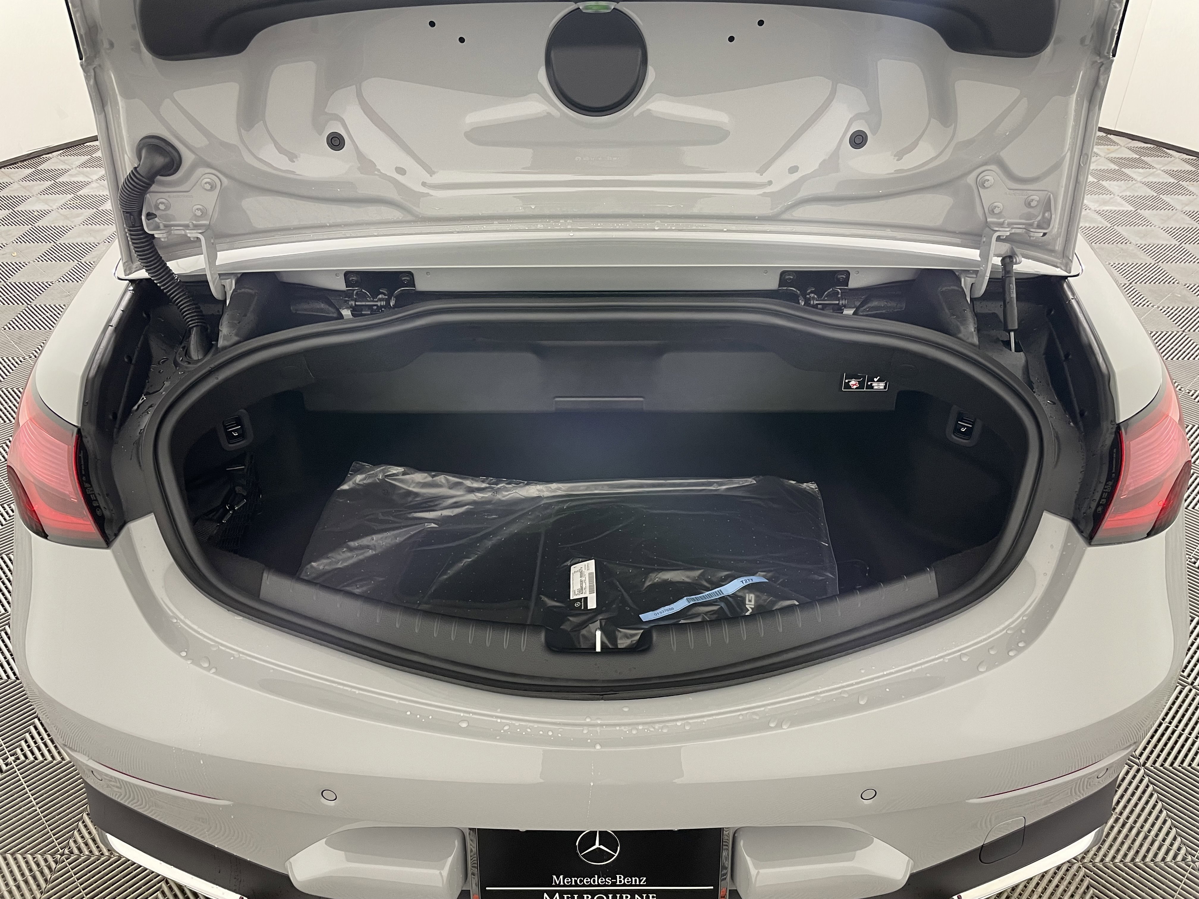 New 2026 Mercedes-Benz CLE 300 4MATIC Cabriolet image 19