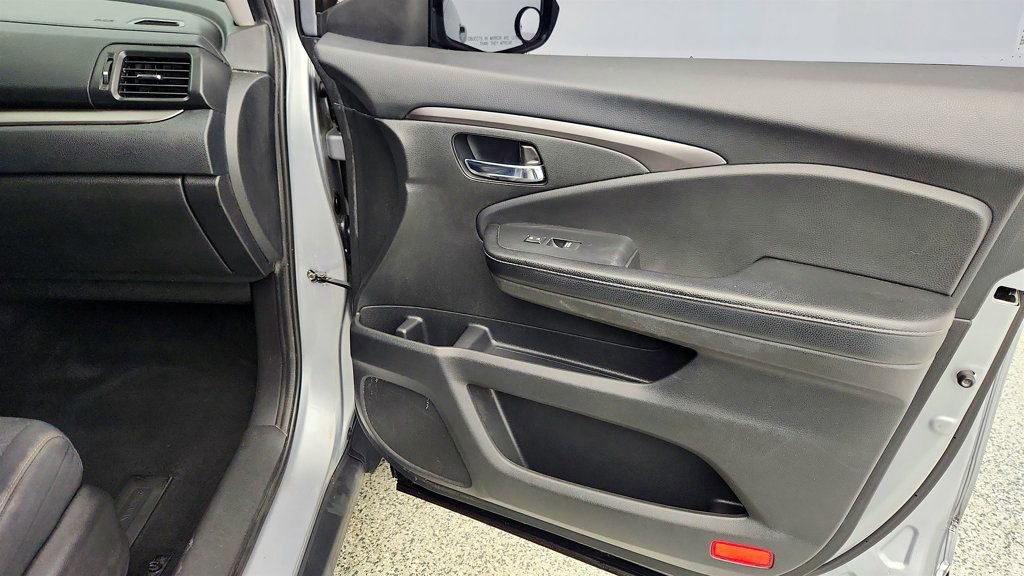 Used 2019 Honda Ridgeline Sport image 24