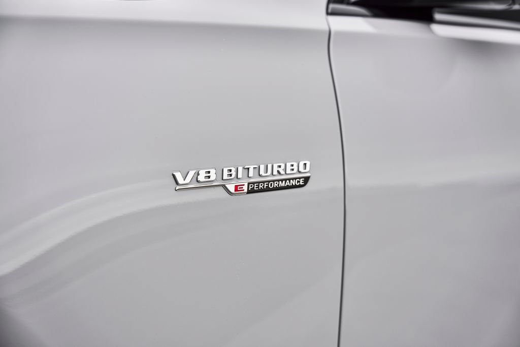 Used 2024 Mercedes-Benz S 63 AMG S w/ Rear Seat Package image 9