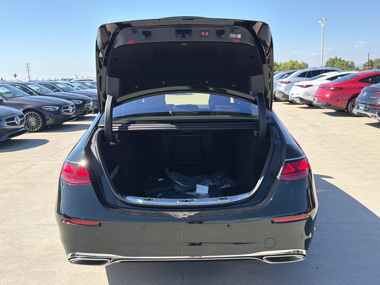 New 2027 Mercedes-Benz S 580 4MATIC Sedan image 15