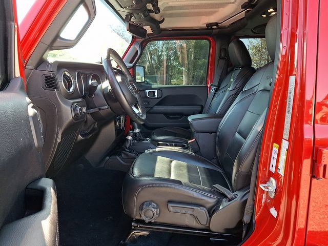 Used 2019 Jeep Wrangler Unlimited Sahara w/ Uconnect 4C Nav & Sound Group AWD/4WD image 13
