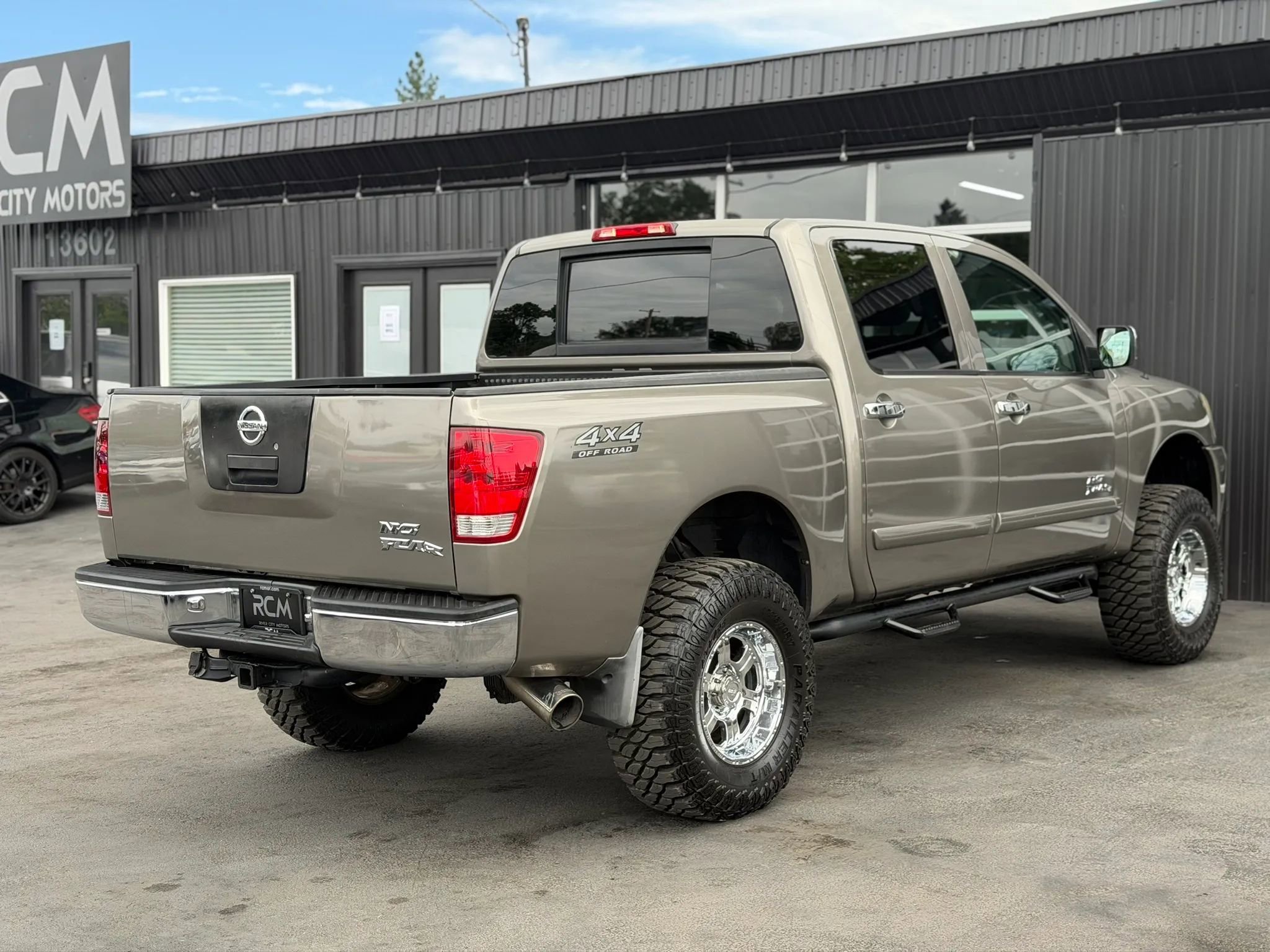 Used 2006 Nissan Titan SE AWD/4WD image 6