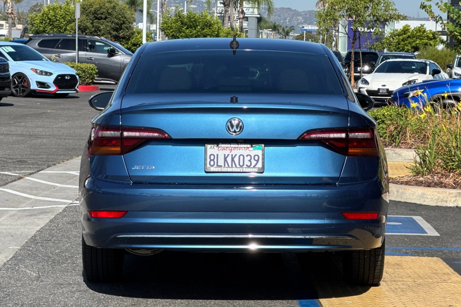 Used 2019 Volkswagen Jetta SEL w/ Cold Weather Package FWD image 5