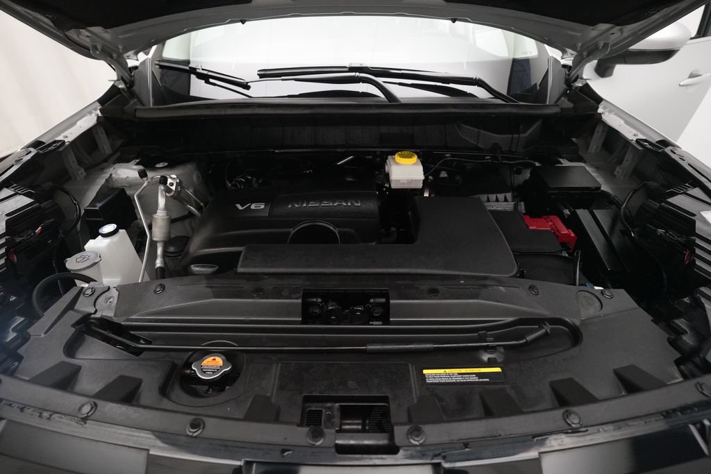 Used 2024 Nissan Pathfinder SL image 3