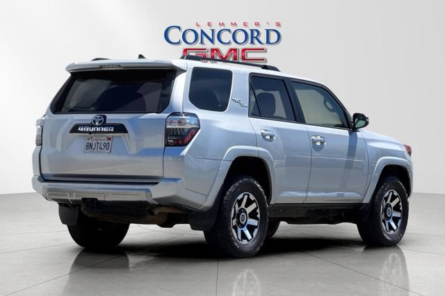Used 2019 Toyota 4Runner TRD Off-Road Premium AWD/4WD image 4