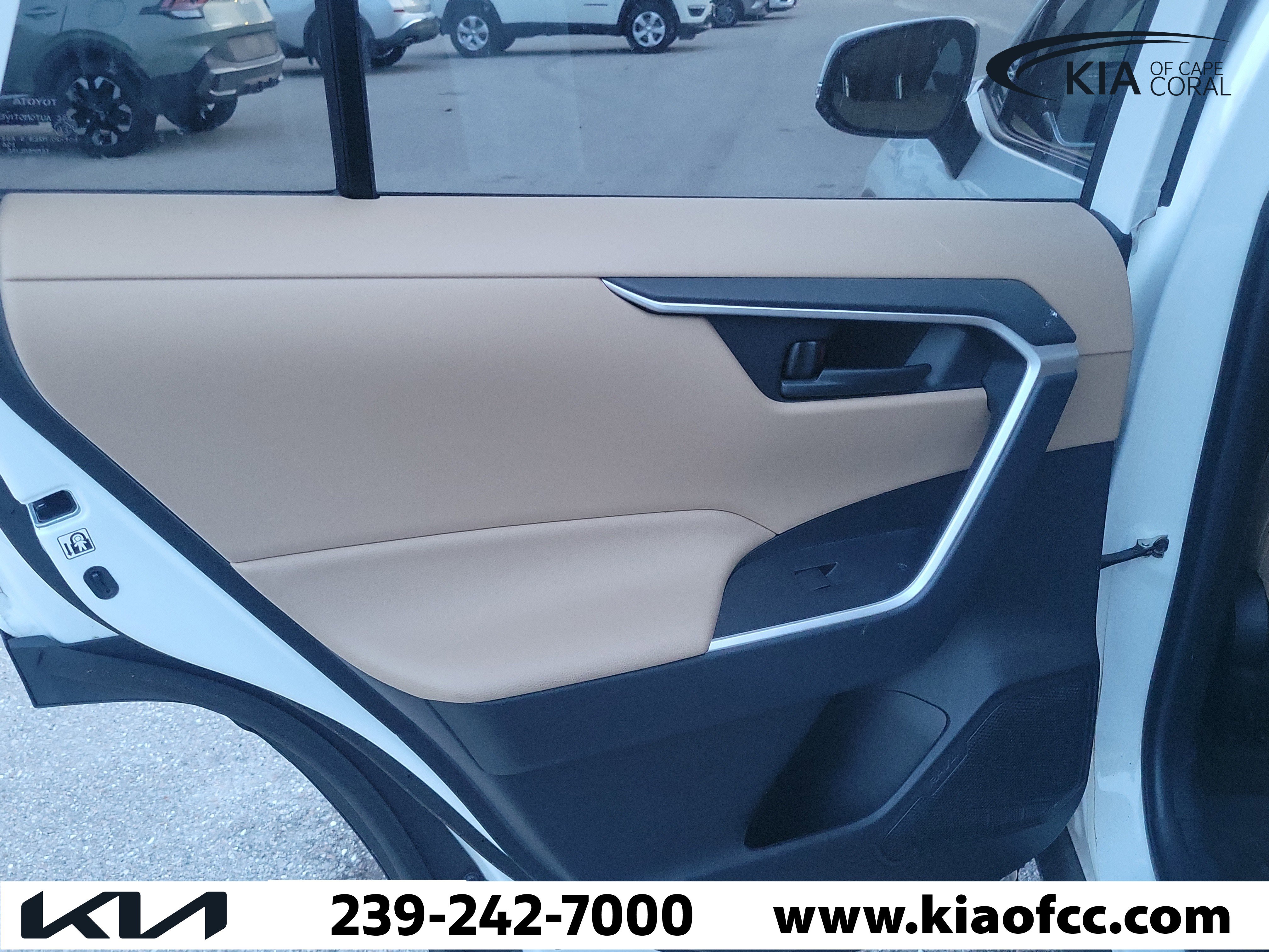 Used 2020 Toyota RAV4 LE w/ All Weather Liner Package AWD/4WD image 14