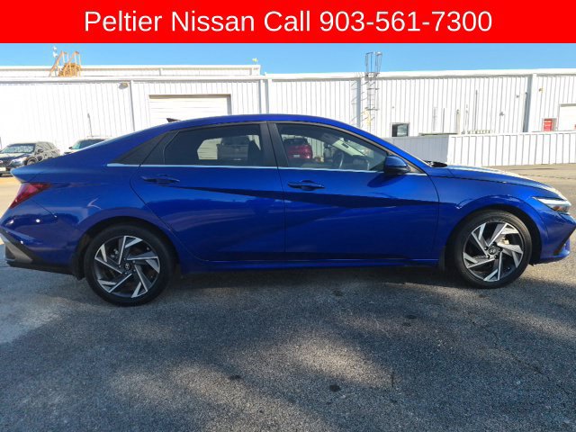 Used 2024 Hyundai Elantra SEL w/ Convenience Package FWD image 6
