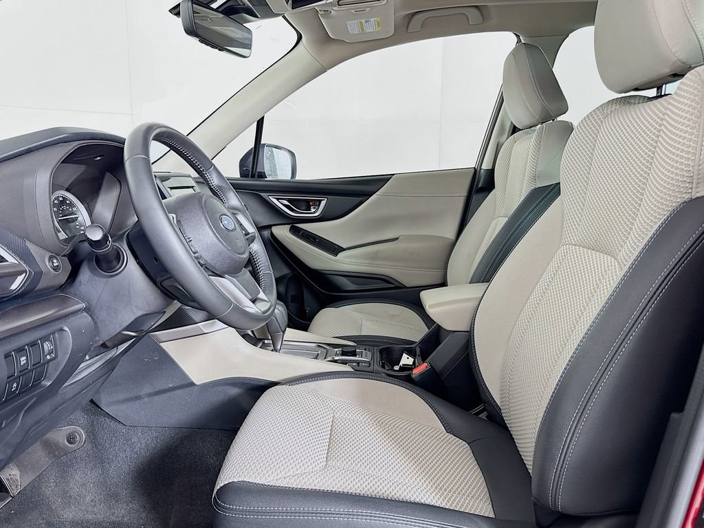 Used 2023 Subaru Forester Premium AWD/4WD image 10