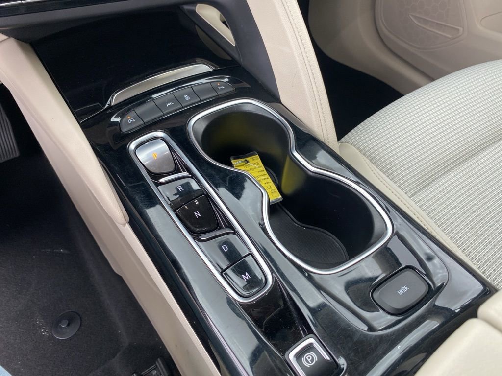 Used 2023 Buick Envision Preferred image 39