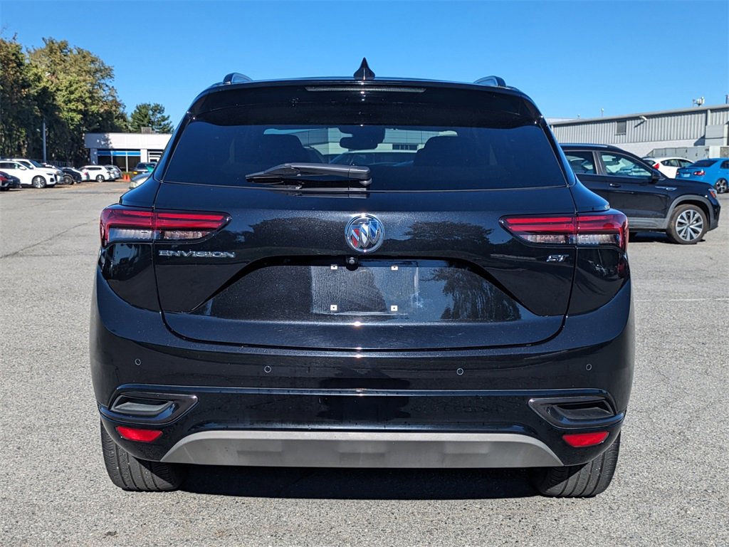 Used 2022 Buick Envision Essence w/ Sport Touring Package image 5