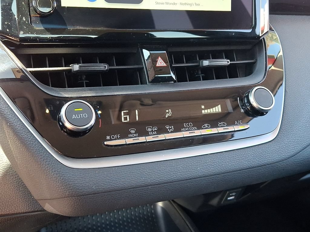 Certified 2023 Toyota Corolla LE w/ LE Convenience Package FWD image 17