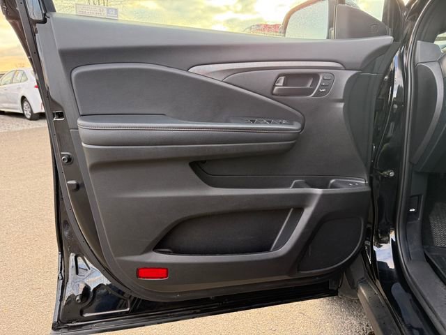 Certified 2023 Honda Passport TrailSport image 19