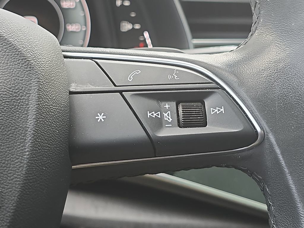 Used 2023 Audi Q7 3.0T Prestige w/ Prestige Package AWD/4WD image 16