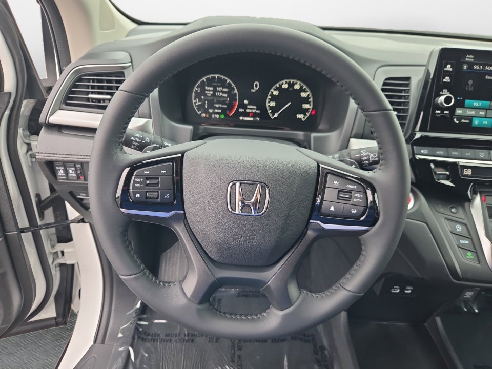 Certified 2026 Honda Odyssey EX-L image 10