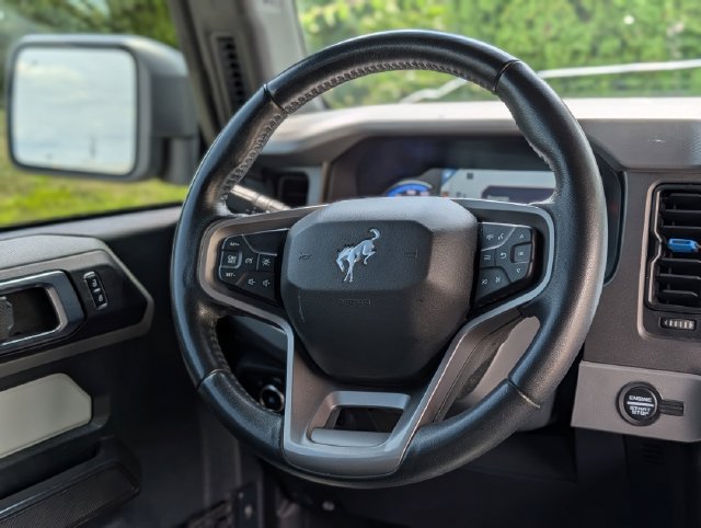 Used 2024 Ford Bronco Black Diamond AWD/4WD image 15