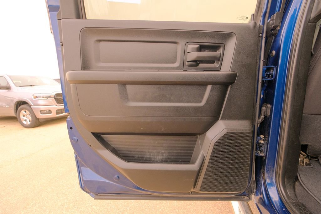 Used 2024 RAM 3500 Tradesman image 28